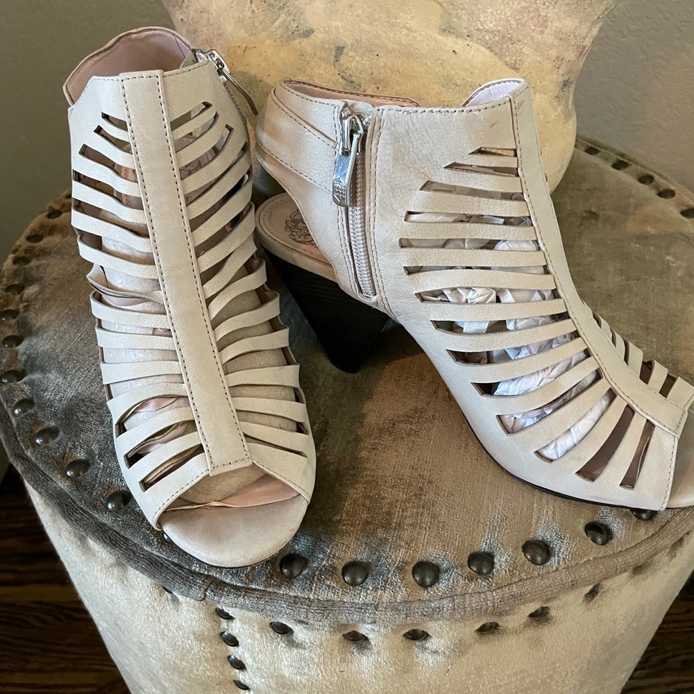 Vince Canute suede scrappy sandals